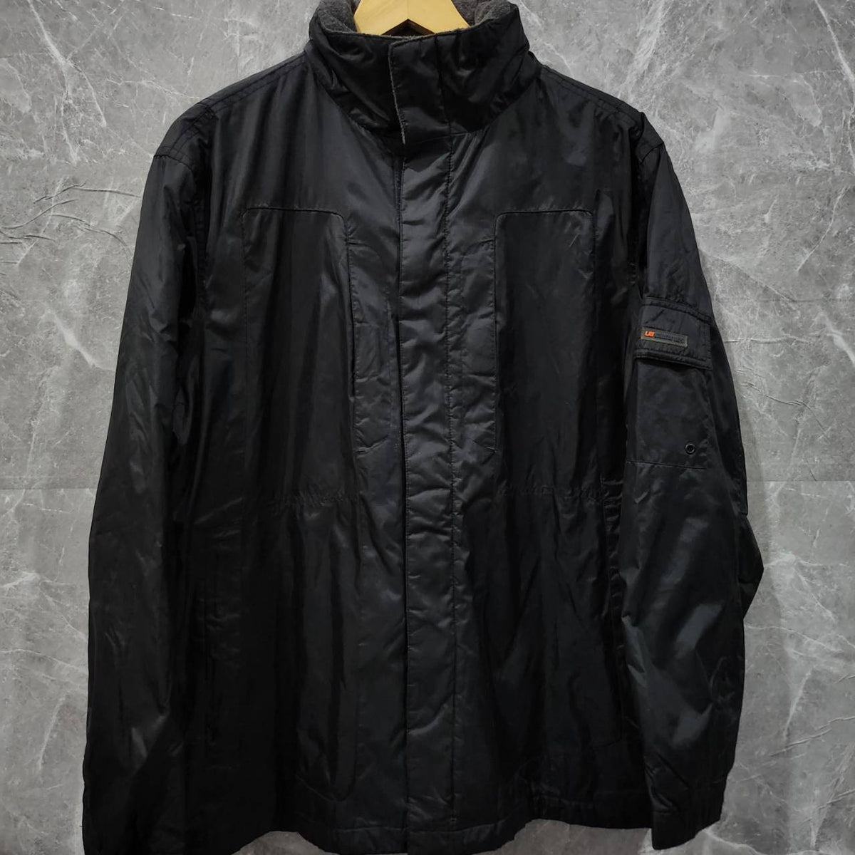 U2 SIZE M