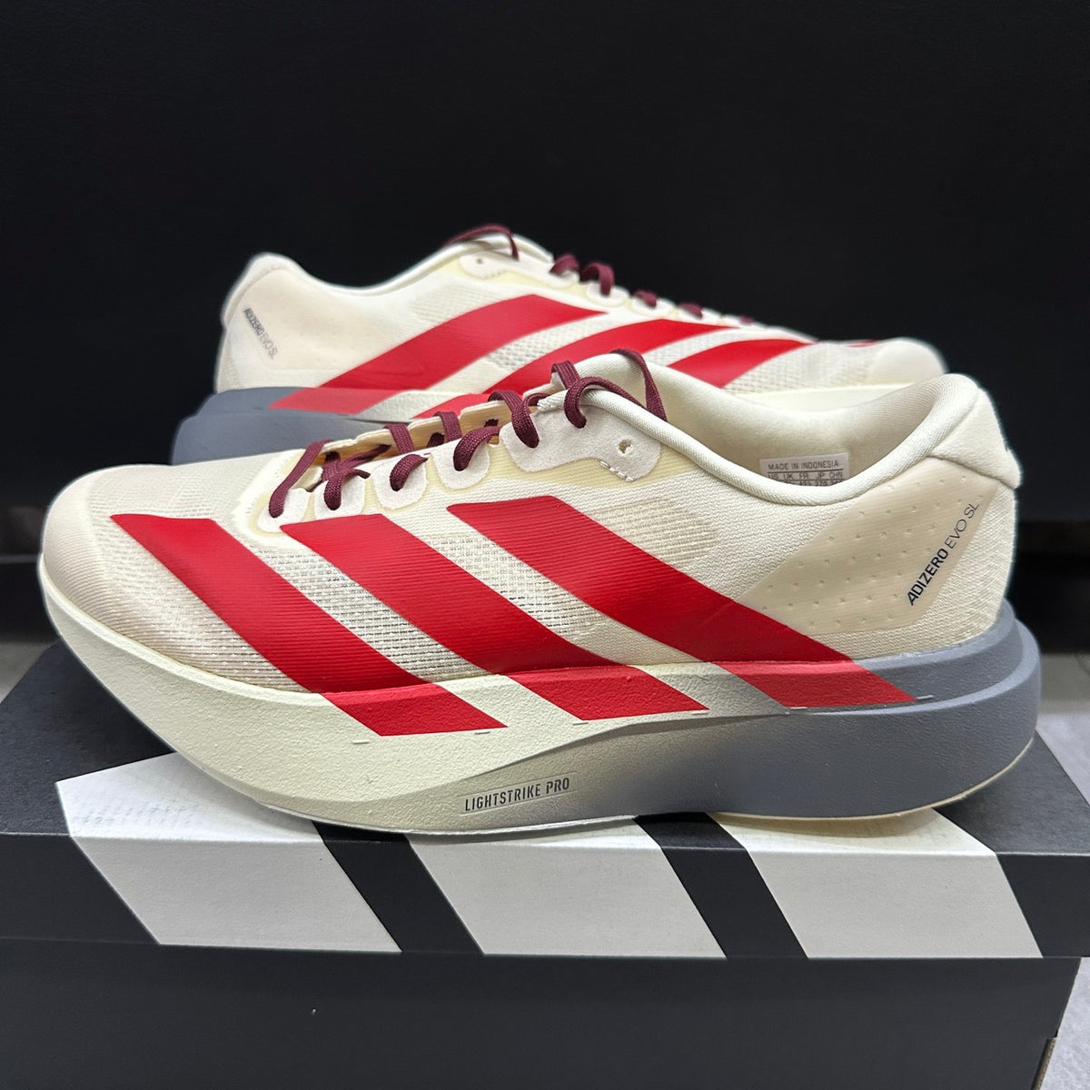 ADIZERO EVO SL SIZE 42.5