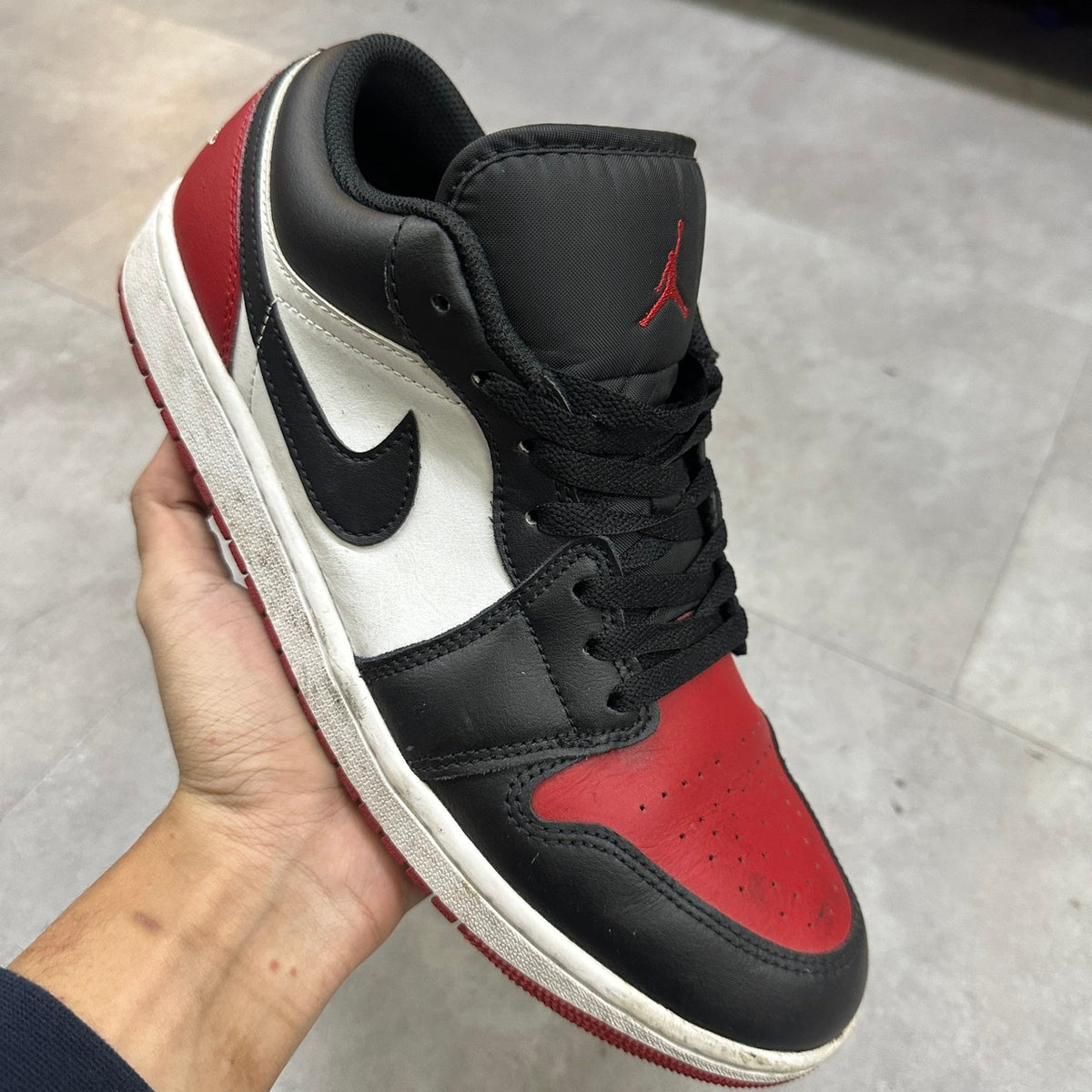 NIKE AIR JORDAN LOW BRED TOE SIZE 44.5