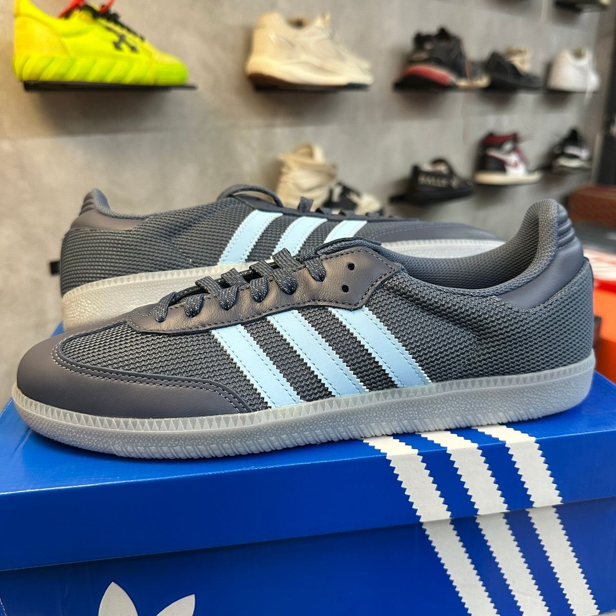 ADIDAS SAMBA SIZE 44.5