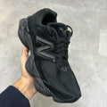 NEW BALANCE 9060 SIZE 42