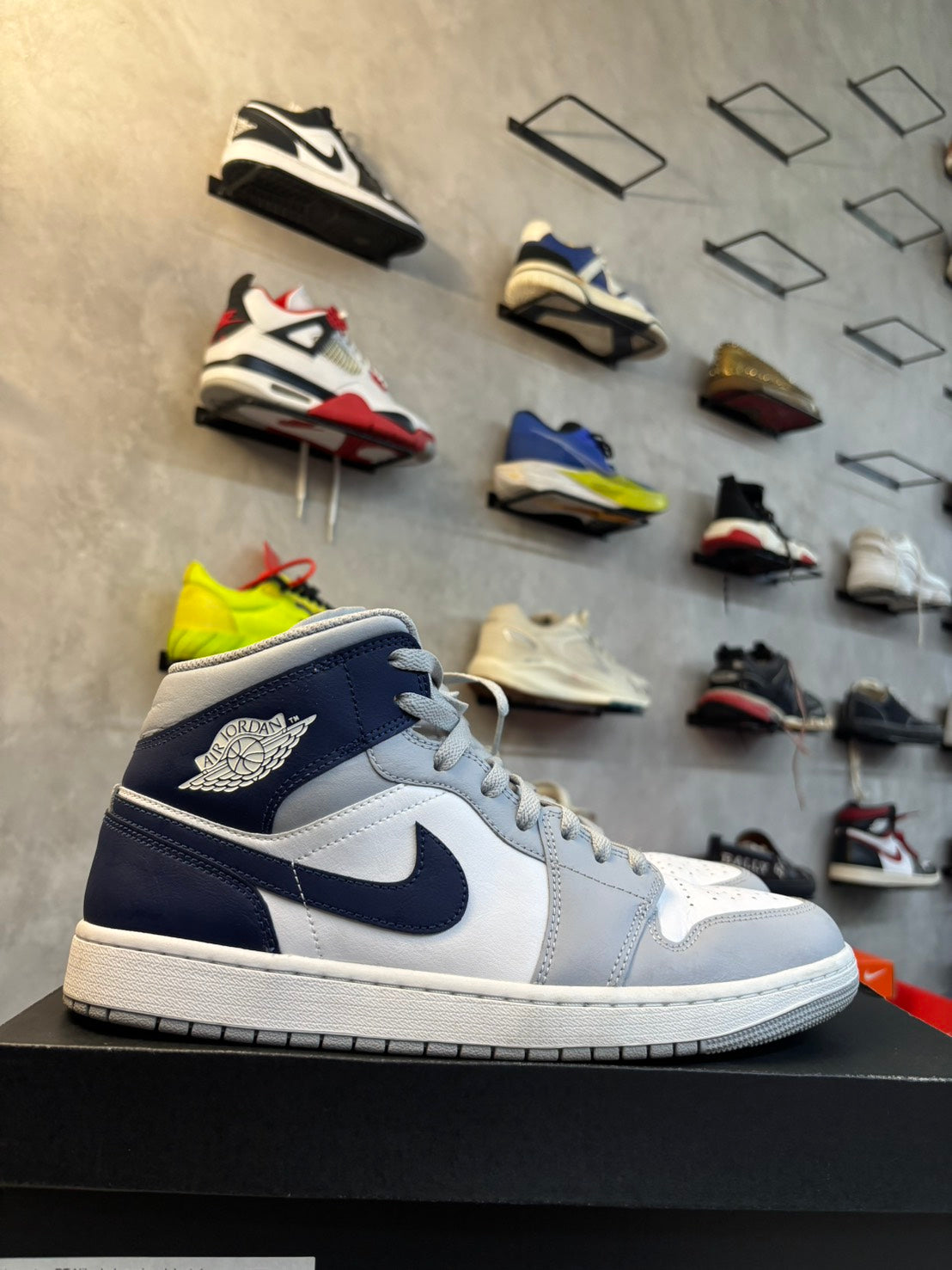 AIR JORDAN MID SIZE 44.5