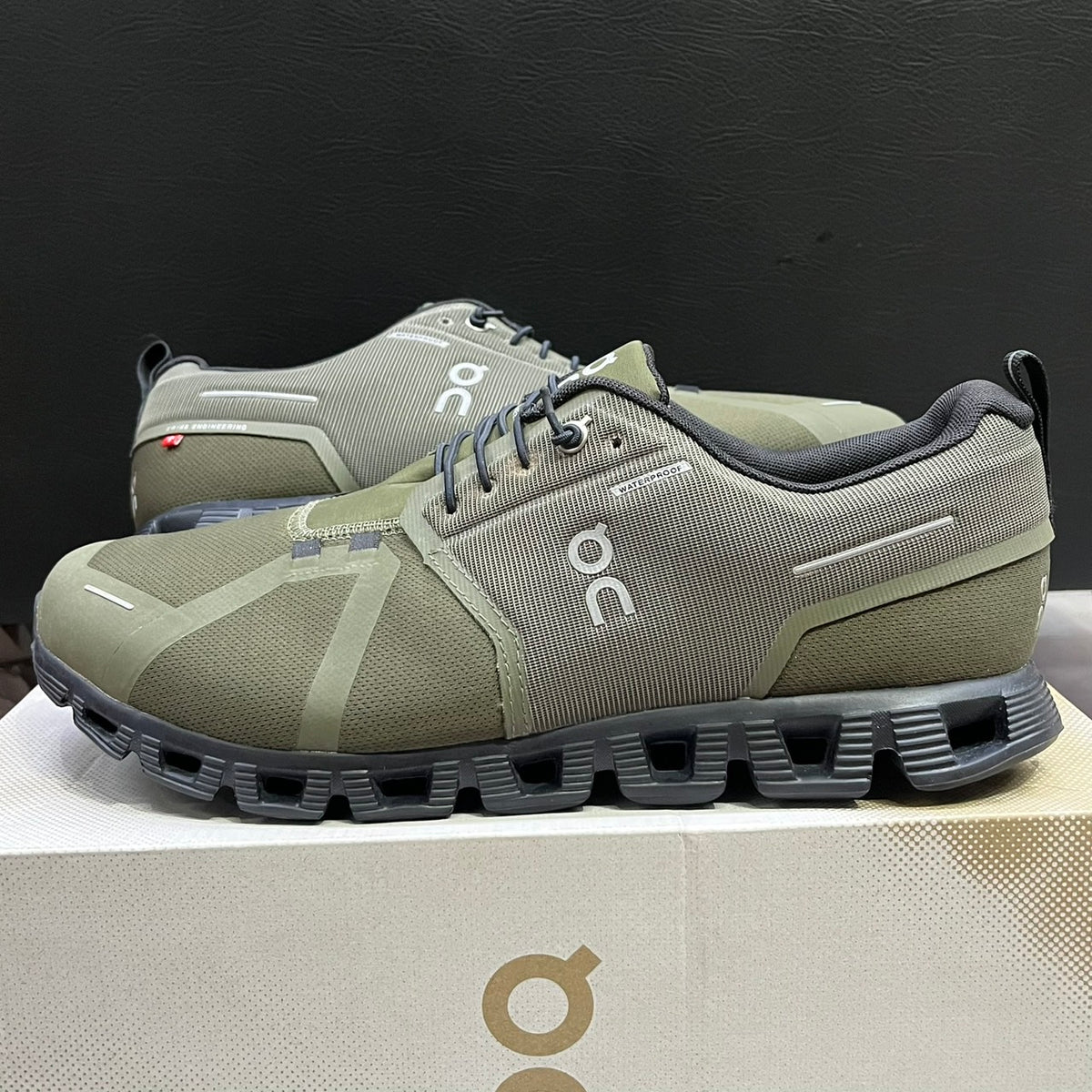 On Cloud 5 Olive Size 45