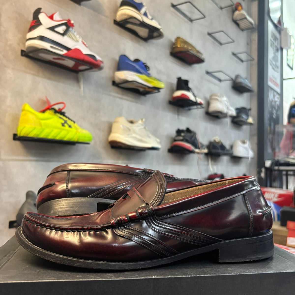 PRADA LOAFERS SIZE 9/43