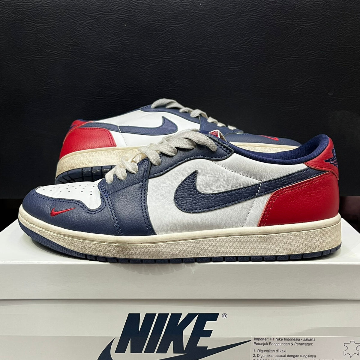 NIKE AIR JORDAN LOW SIZE 44
